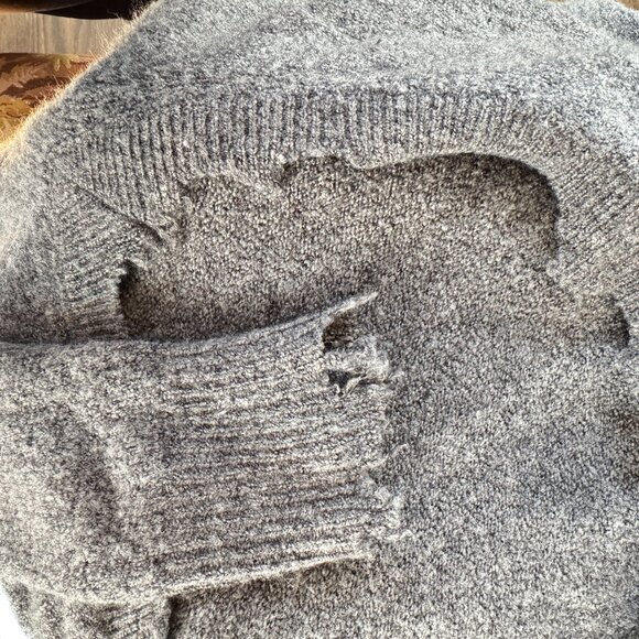 Iro Brody V-Neck Distressed Grey Sweater - Picture 8 of 11